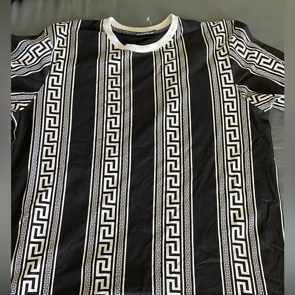 Men’s Level Ten Couture tee XL